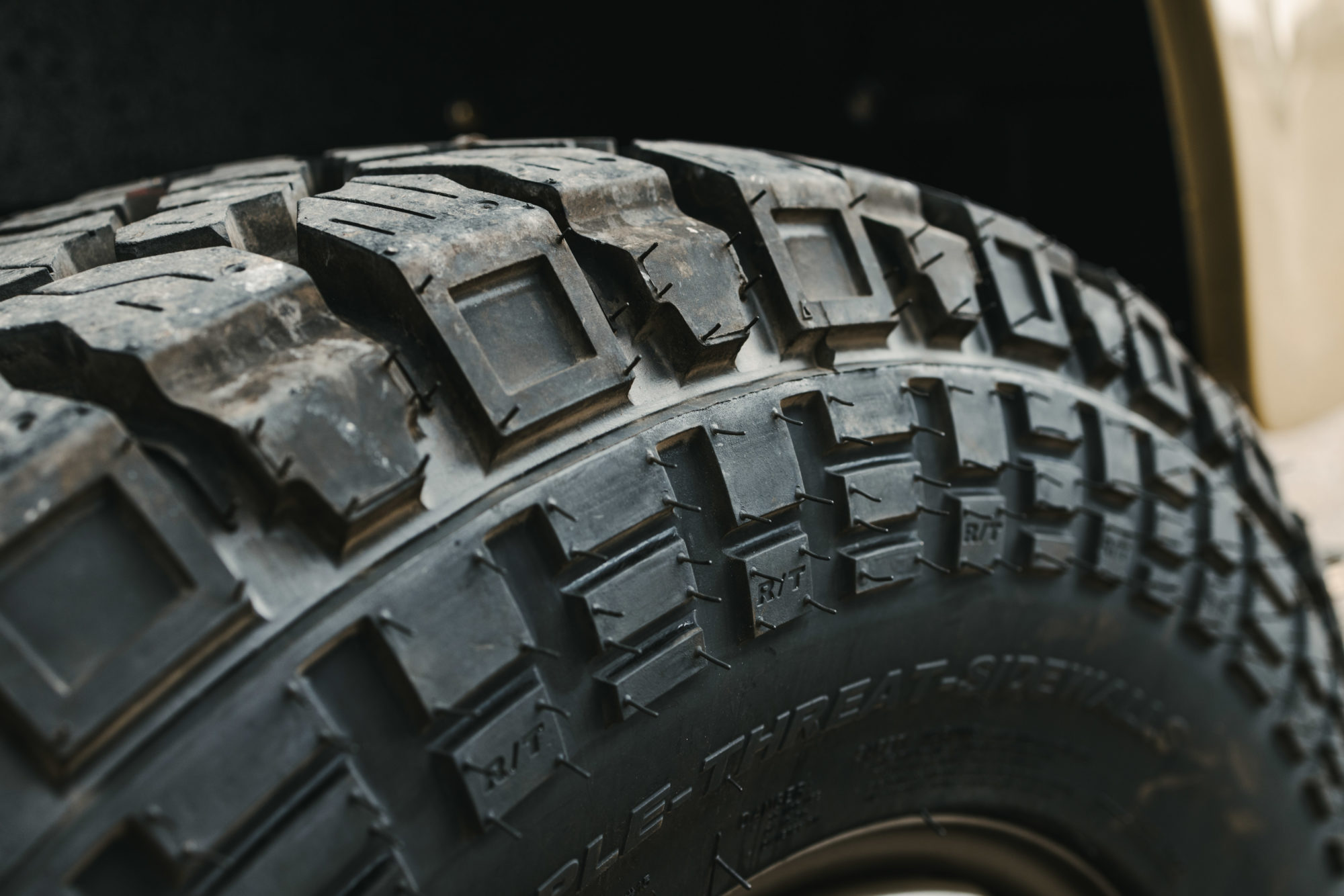 Tire tread