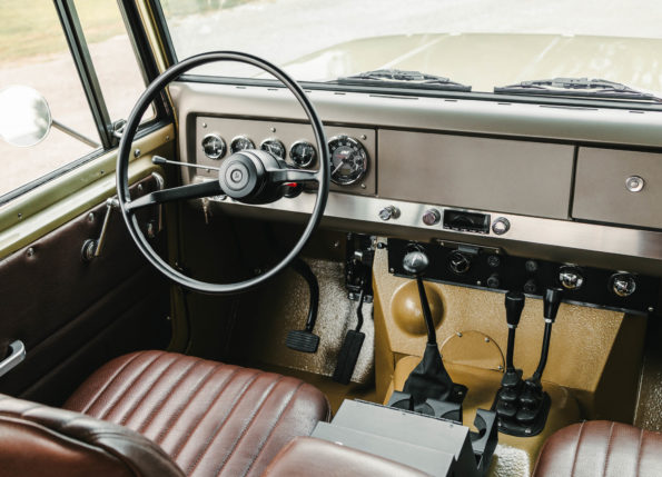 Scout 800 interior