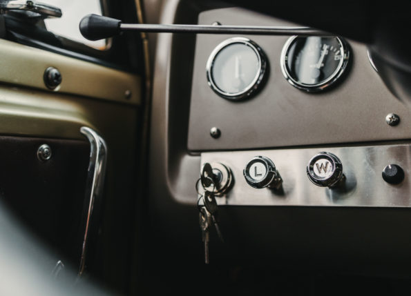 Scout 800 dials