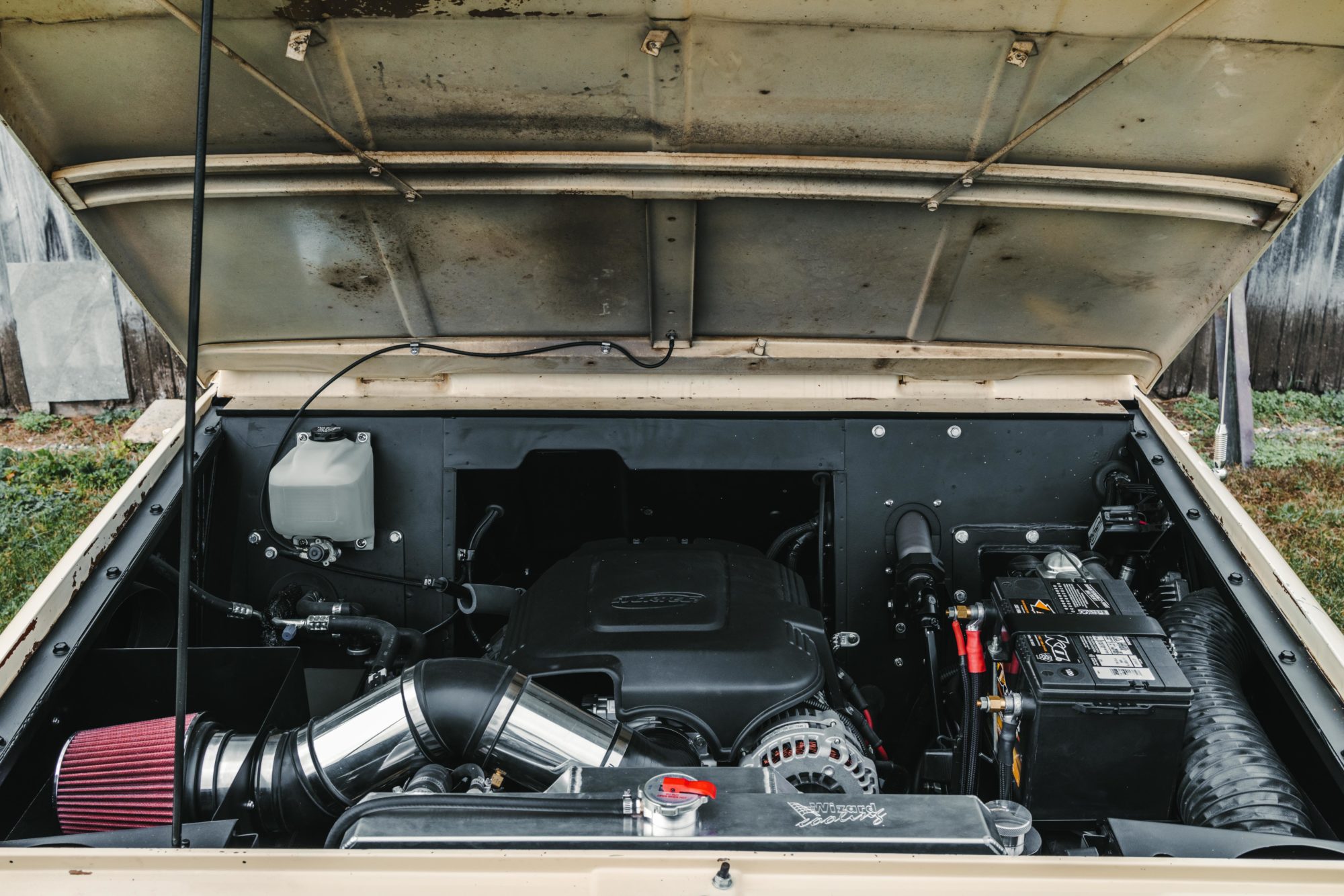 Scout 800 engine bay